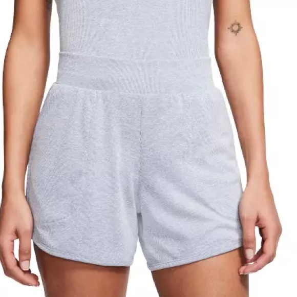 Nike Women's Ribbed Yoga Shorts